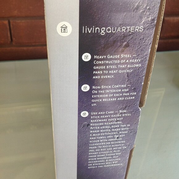 9" Springform Nonstick Cake Pan by Living Quarters - Picture 3 of 3